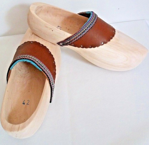 Holzschuhe lederbesatz - holzschuhe, ***