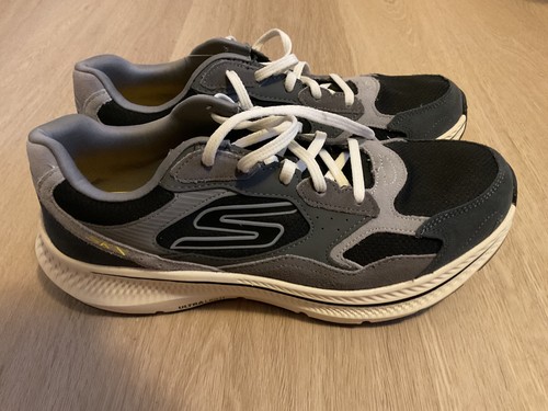Skechers run consistent - go,